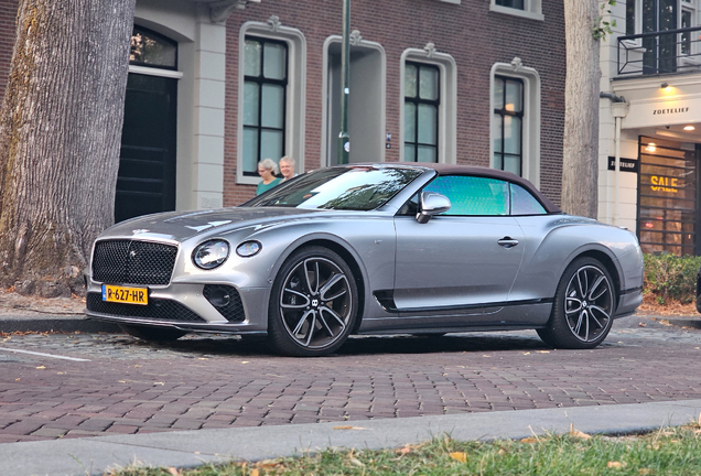 Bentley Continental GTC V8 2020