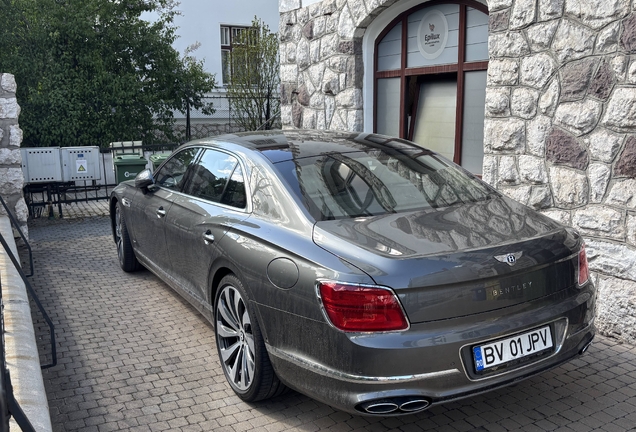 Bentley Flying Spur Hybrid