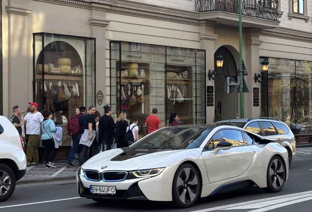 BMW i8