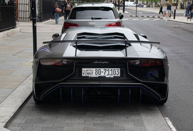 Lamborghini Aventador LP750-4 SuperVeloce