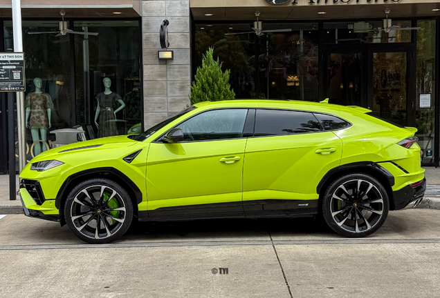 Lamborghini Urus S