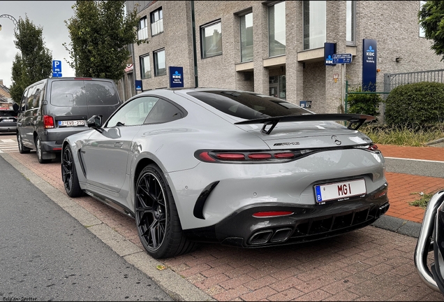Mercedes-AMG GT 63 C192