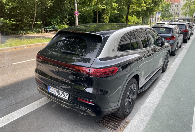 Mercedes-Maybach EQS 680 SUV Night Series