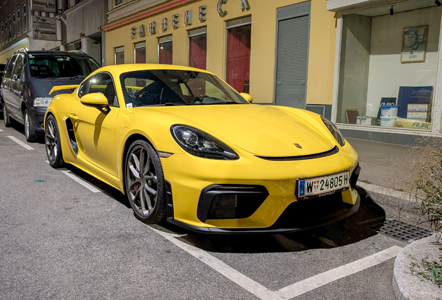 Porsche 718 Cayman GT4