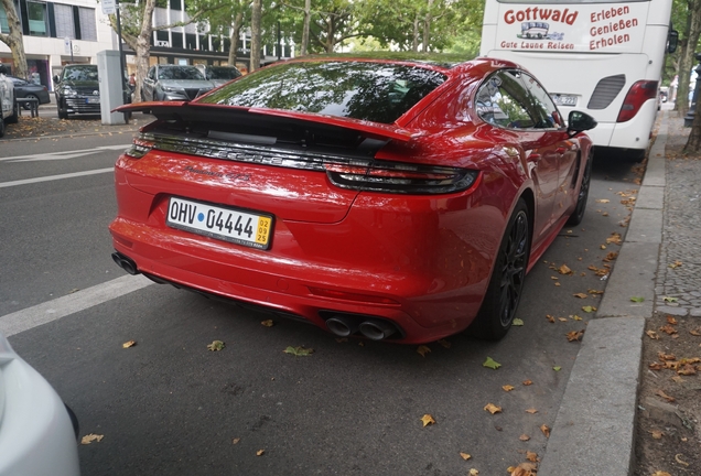 Porsche 971 Panamera GTS MkI