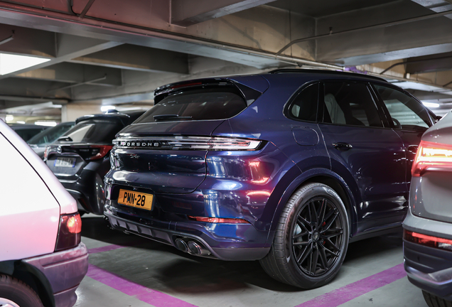 Porsche 9YA Cayenne Turbo E-Hybrid