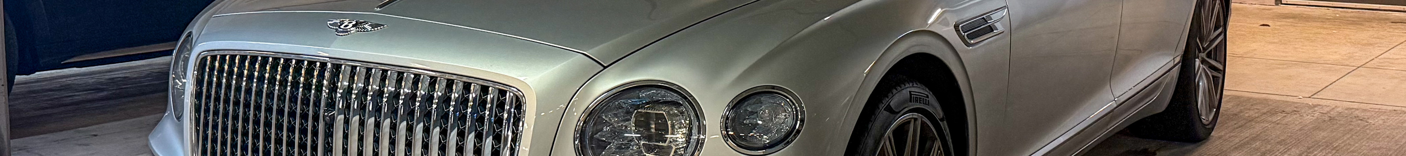 Bentley Flying Spur V8 2021