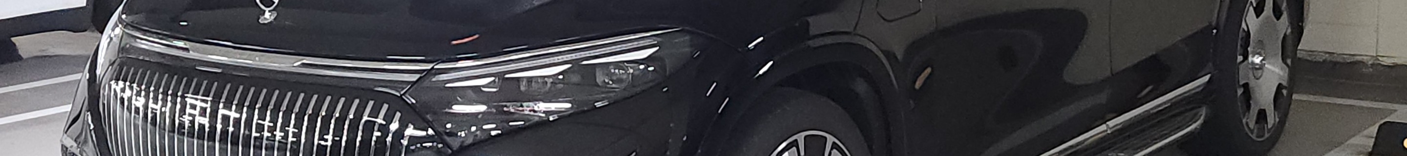 Mercedes-Maybach EQS 680 SUV