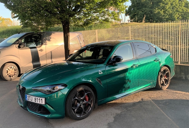 Alfa Romeo Giulia Quadrifoglio 2023