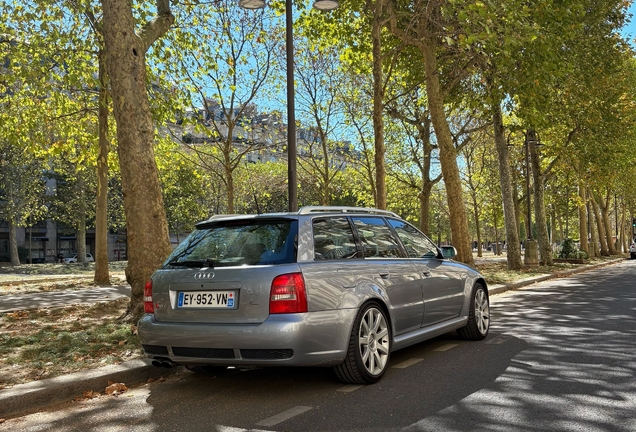 Audi RS4 Avant B5