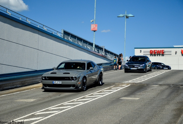 Dodge Challenger SRT Hellcat Widebody