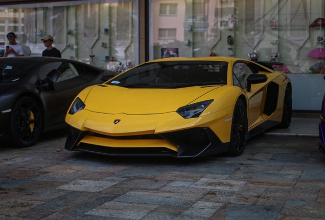 Lamborghini Aventador LP750-4 SuperVeloce