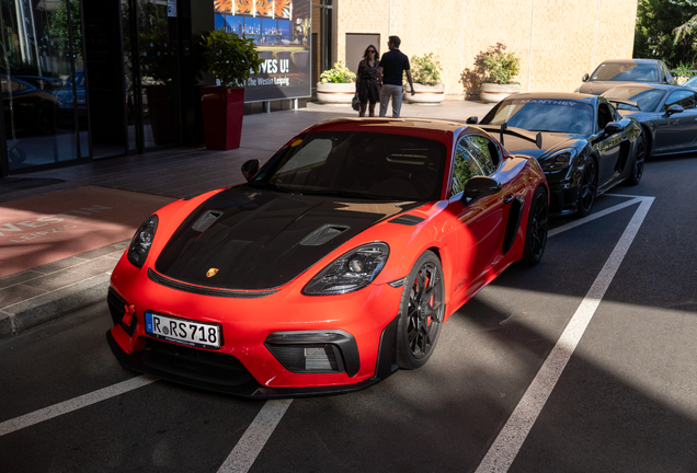 Porsche 718 Cayman GT4 RS Weissach Package