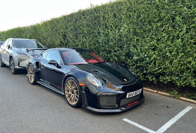 Porsche 991 GT2 RS Weissach Package