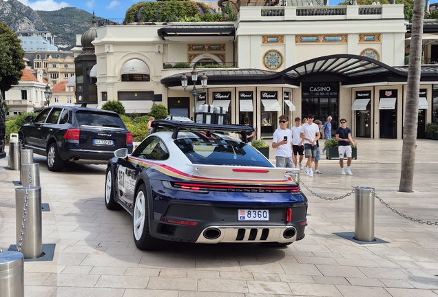 Porsche 992 Dakar