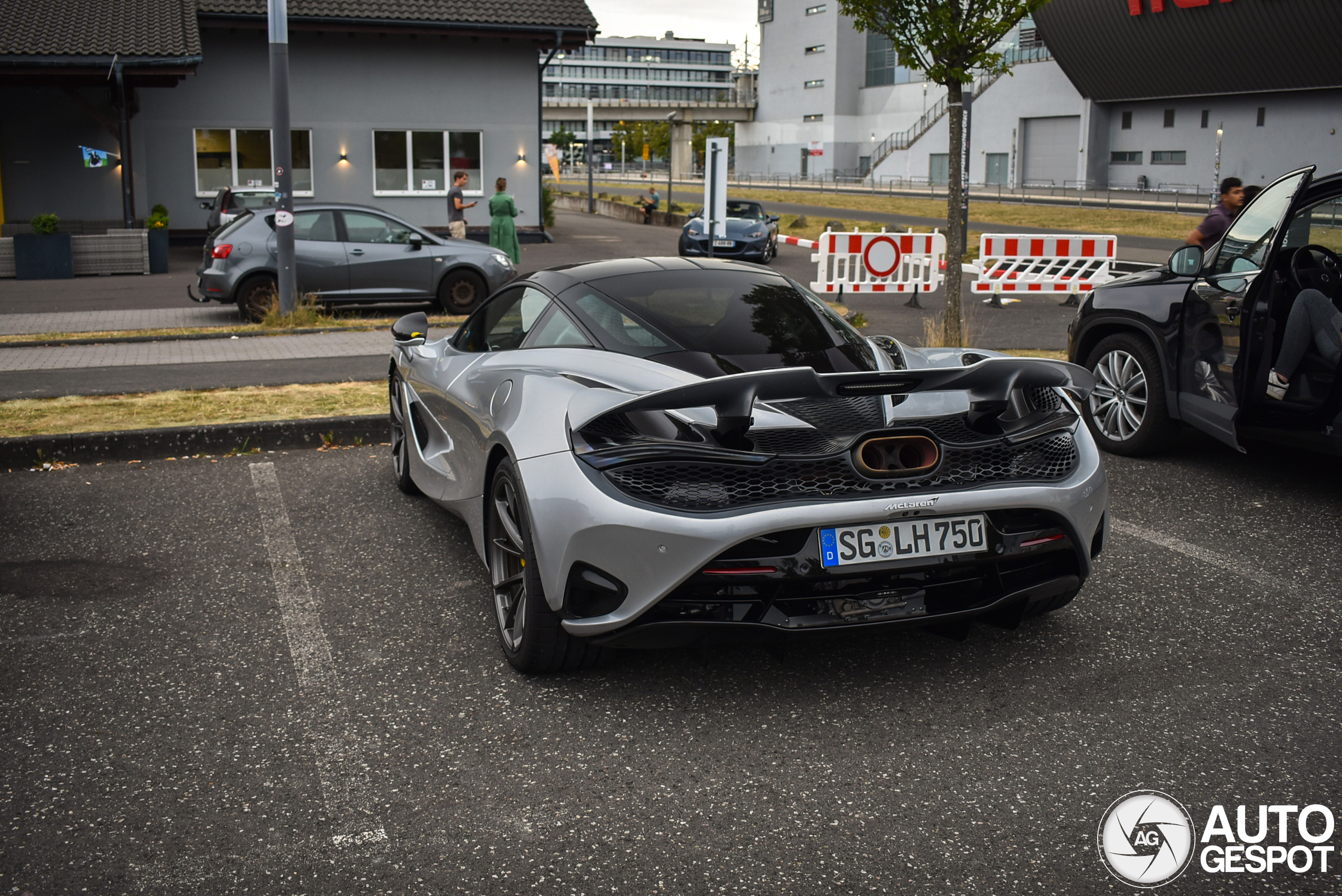 McLaren 750S