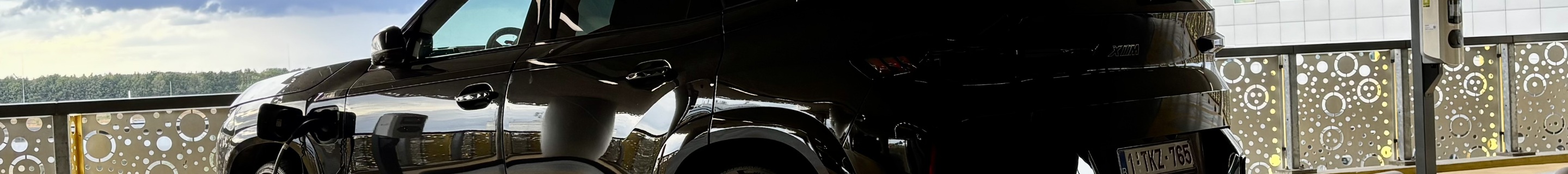BMW XM G09