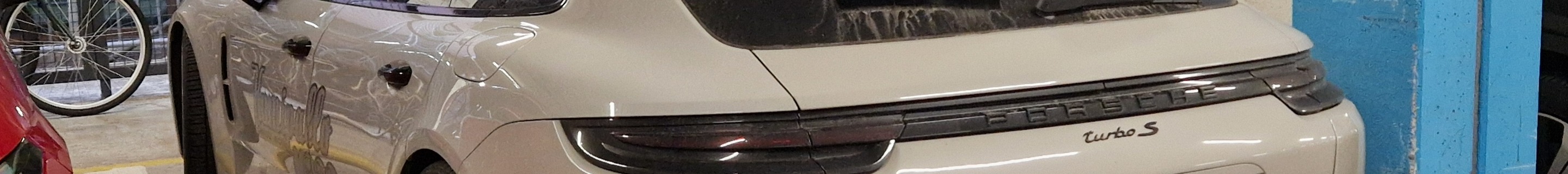 Porsche 971 Panamera Turbo S E-Hybrid Sport Turismo MkI