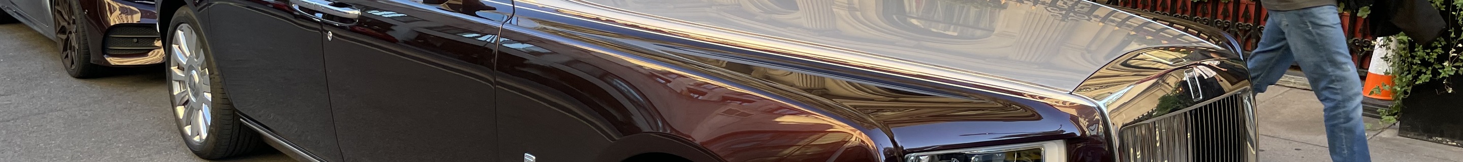 Rolls-Royce Phantom VIII EWB