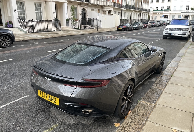 Aston Martin DB11
