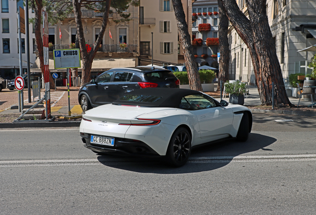 Aston Martin DB11 V8 Volante