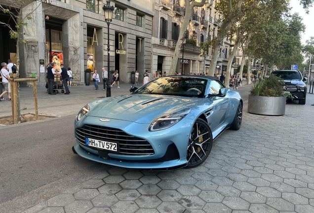 Aston Martin DB12 Volante