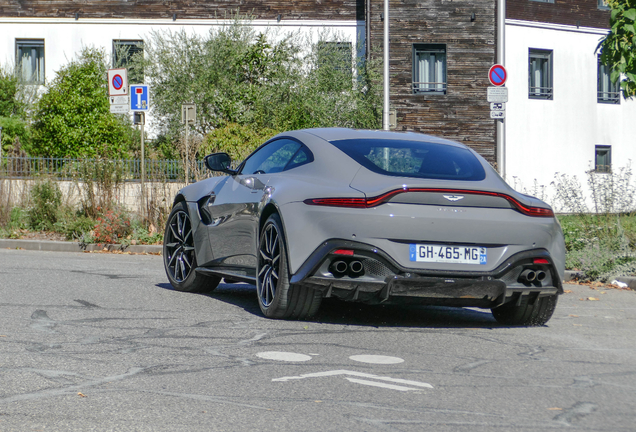 Aston Martin V8 Vantage 2018