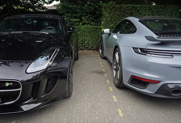 Jaguar F-TYPE R AWD Convertible