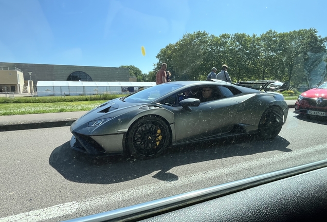 Lamborghini Huracán LP640-2 STO