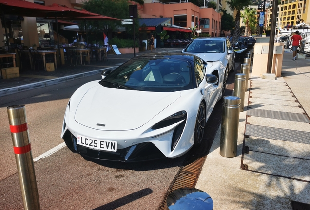 McLaren Artura Spider