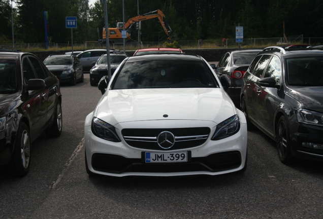 Mercedes-AMG C 63 S Coupé C205