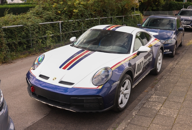 Porsche 992 Dakar