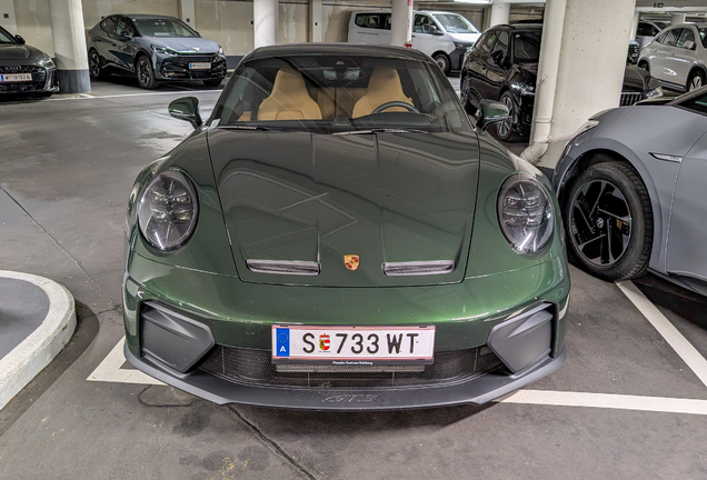 Porsche 992 GT3 Touring MkII
