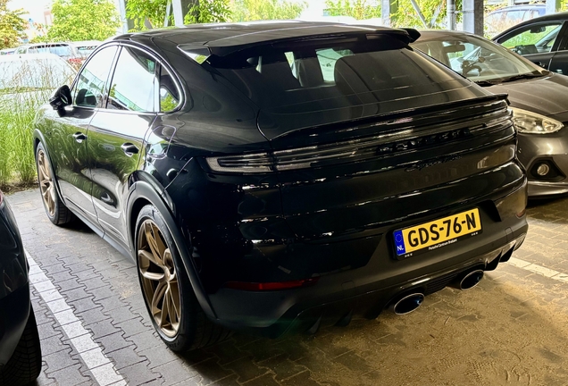 Porsche Cayenne Coupé Turbo E-Hybrid