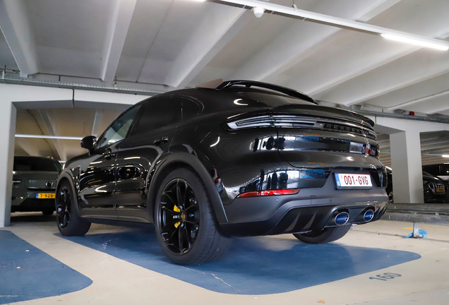Porsche Cayenne Coupé Turbo E-Hybrid