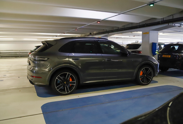 Porsche Cayenne Turbo S E-Hybrid