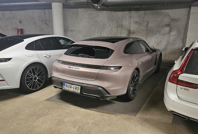 Porsche Taycan GTS Sport Turismo