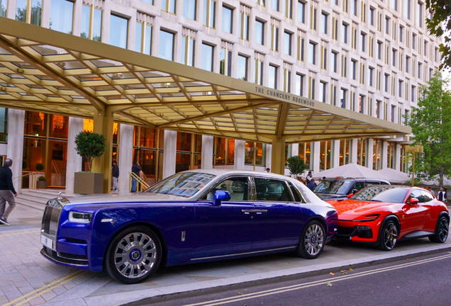 Rolls-Royce Phantom VIII EWB