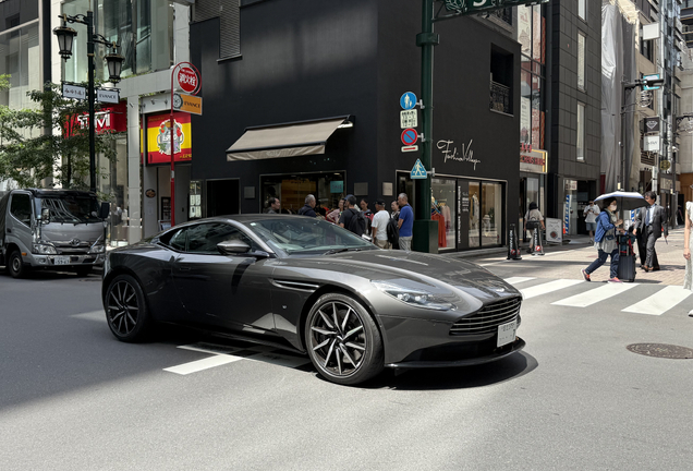 Aston Martin DB11