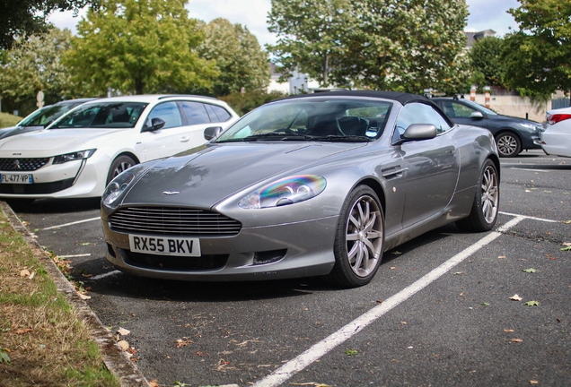 Aston Martin DB9 Volante