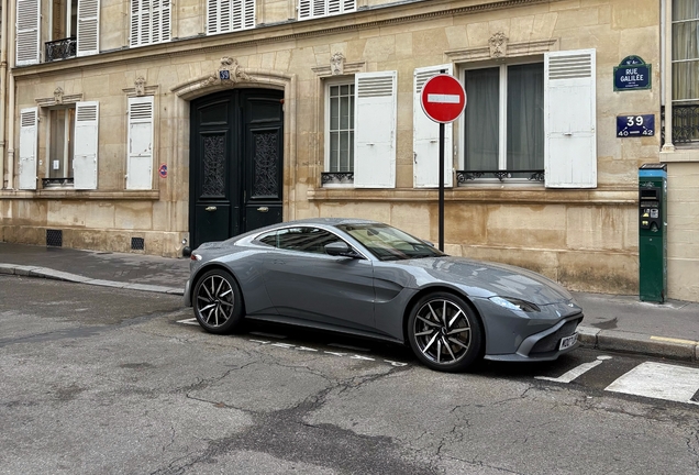 Aston Martin V8 Vantage 2018