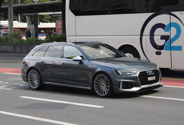 Audi RS4 Avant B9