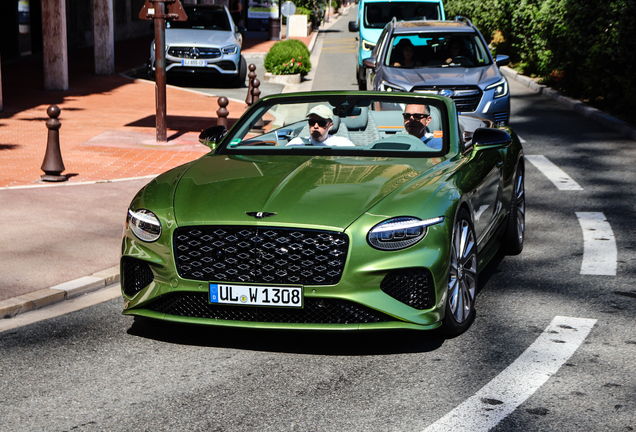 Bentley Continental GTC Mulliner 2025