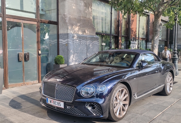 Bentley Continental GTC V8 2020