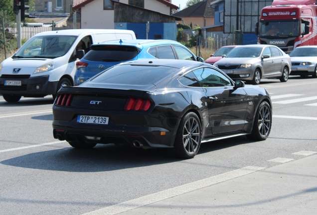 Ford Mustang GT 2015