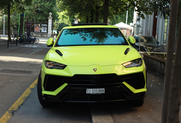 Lamborghini Urus Performante