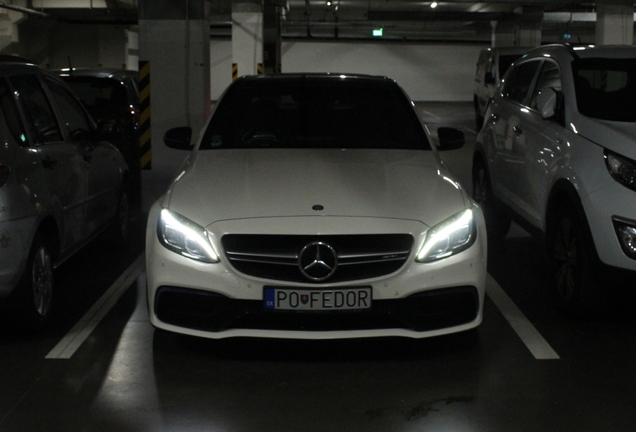 Mercedes-AMG C 63 S W205