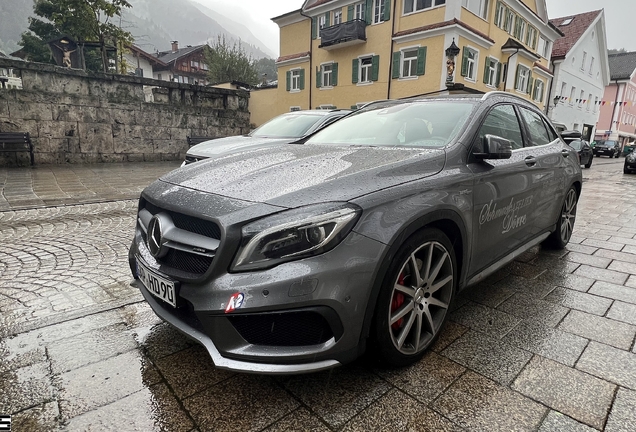 Mercedes-Benz GLA 45 AMG X156