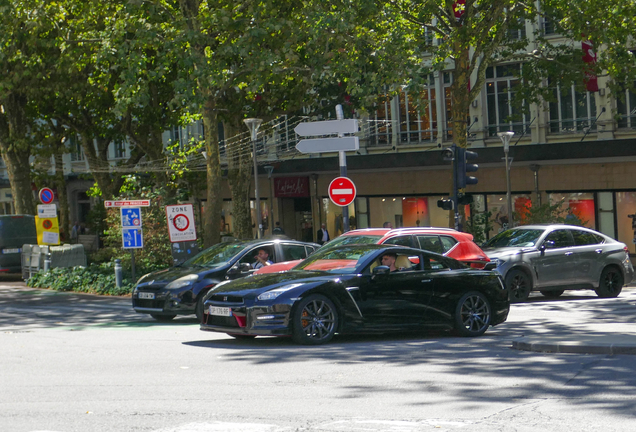 Nissan GT-R 2014