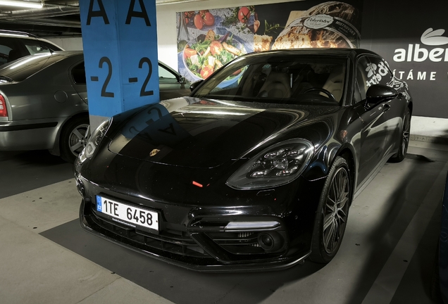 Porsche 971 Panamera Turbo Sport Turismo